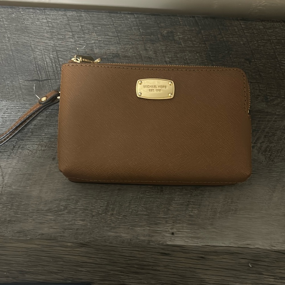 Michael kors jet set double zipper wallet ❤️